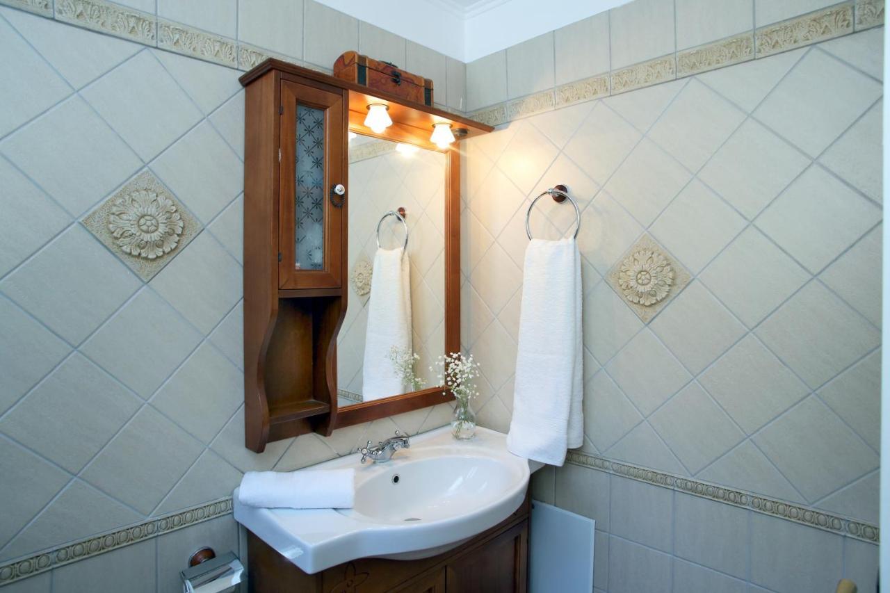 Casa Serenata Pinakokhorion Bagian luar foto